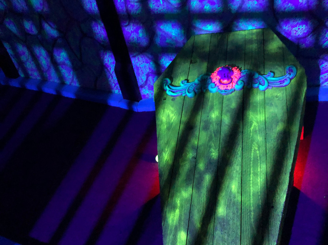 Outrageous Mini Golf-Hiram必去景点