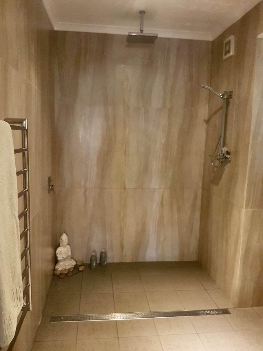 Treehouse Retreat at Diamond Waters-浴室