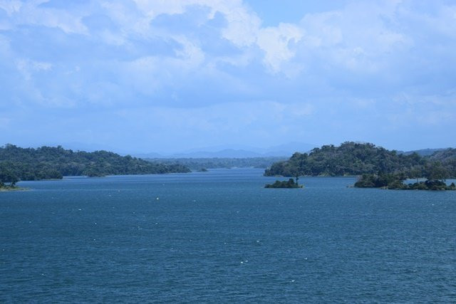 Gatun Lake景点图片