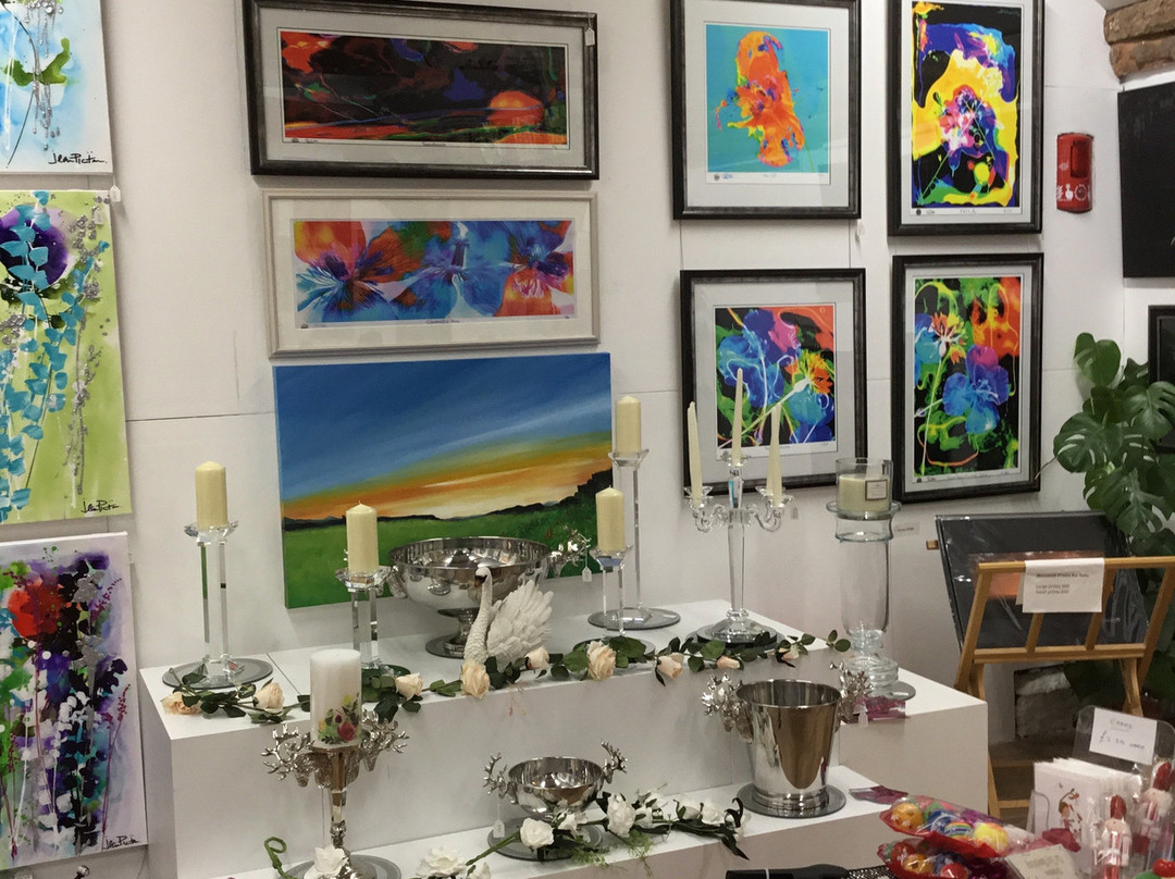 Art @ Mg - Mardleybury Gallery景点图片