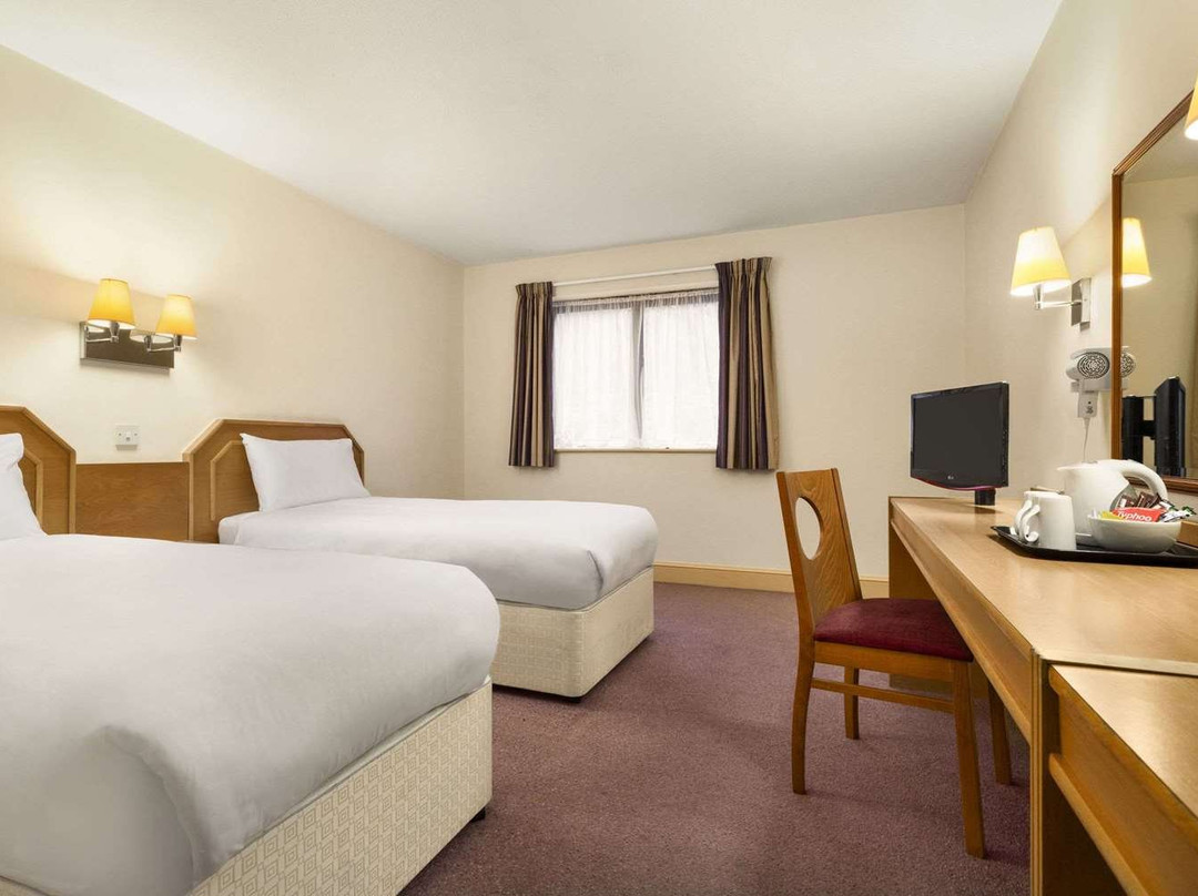 Days Inn by Wyndham Sevenoaks Clacket Lane主图