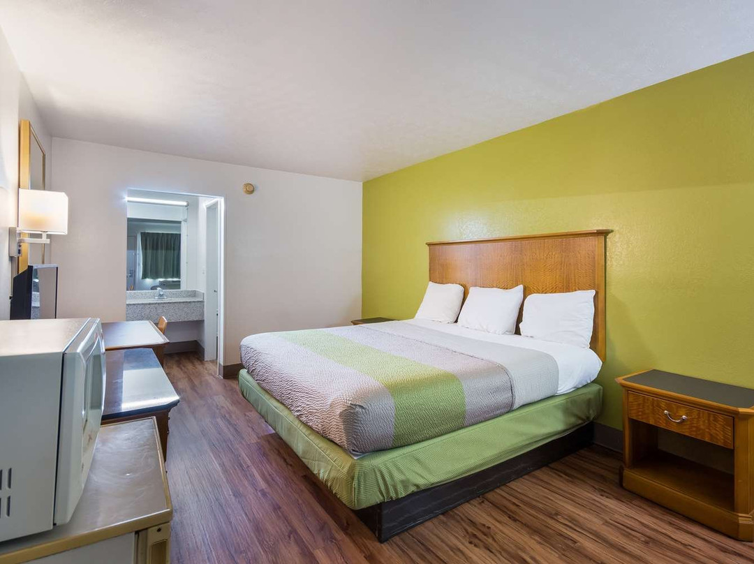 帕克斯堡红地毯旅店主图