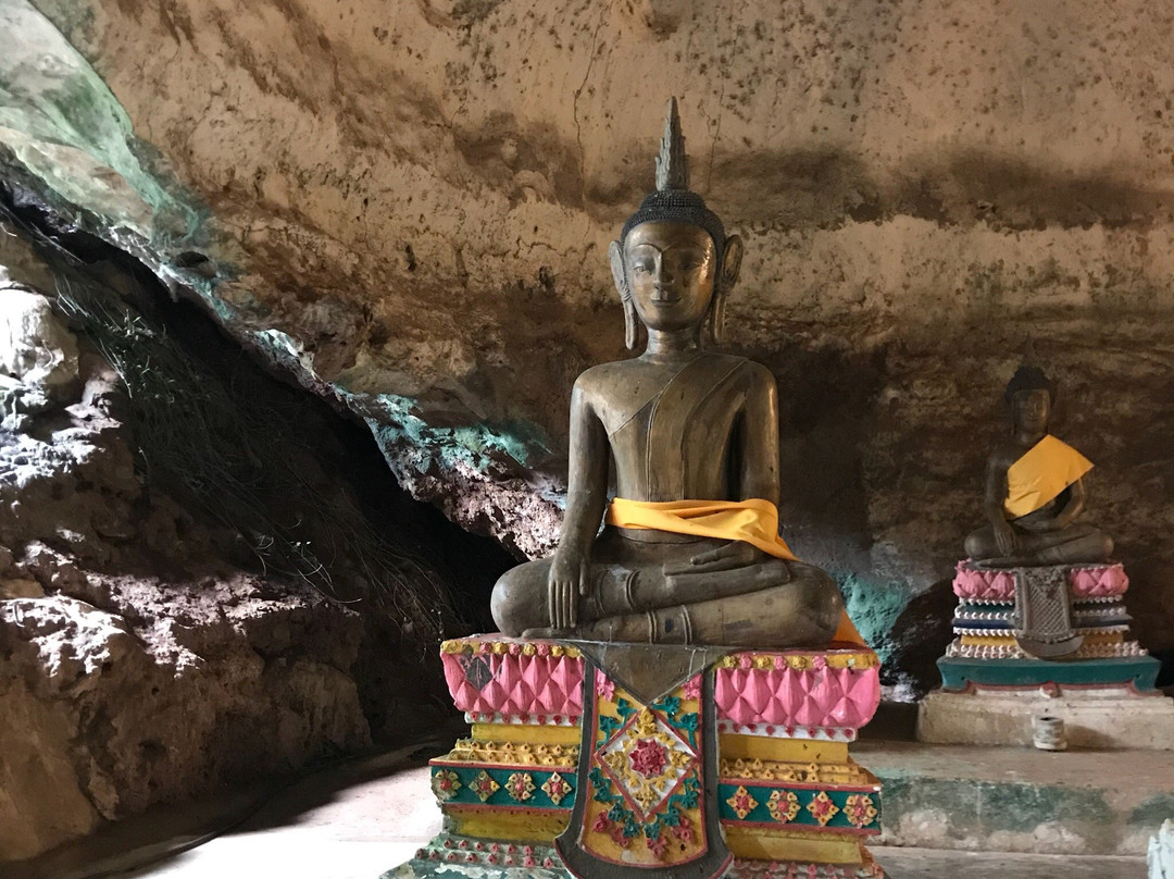 Wat Tham Suwannakhuha景点图片