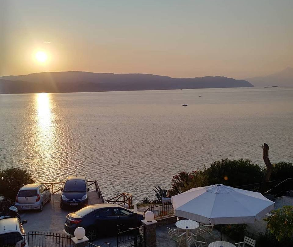 Sunrise Hotel Ammouliani主图