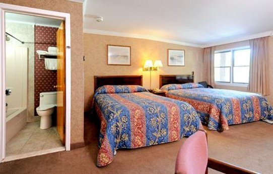 西点汽车旅馆主图