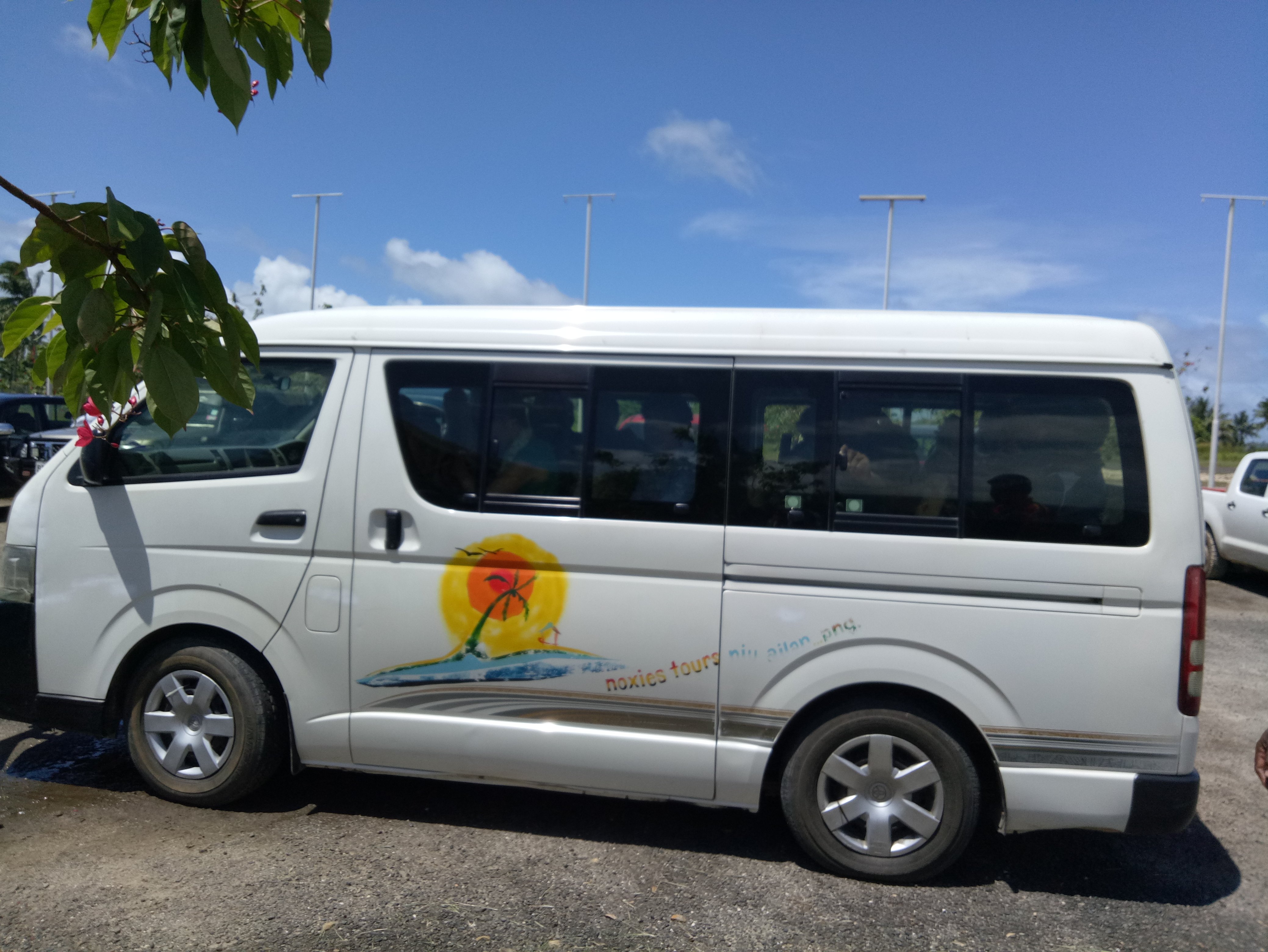 Kavieng Transit Haus-官方