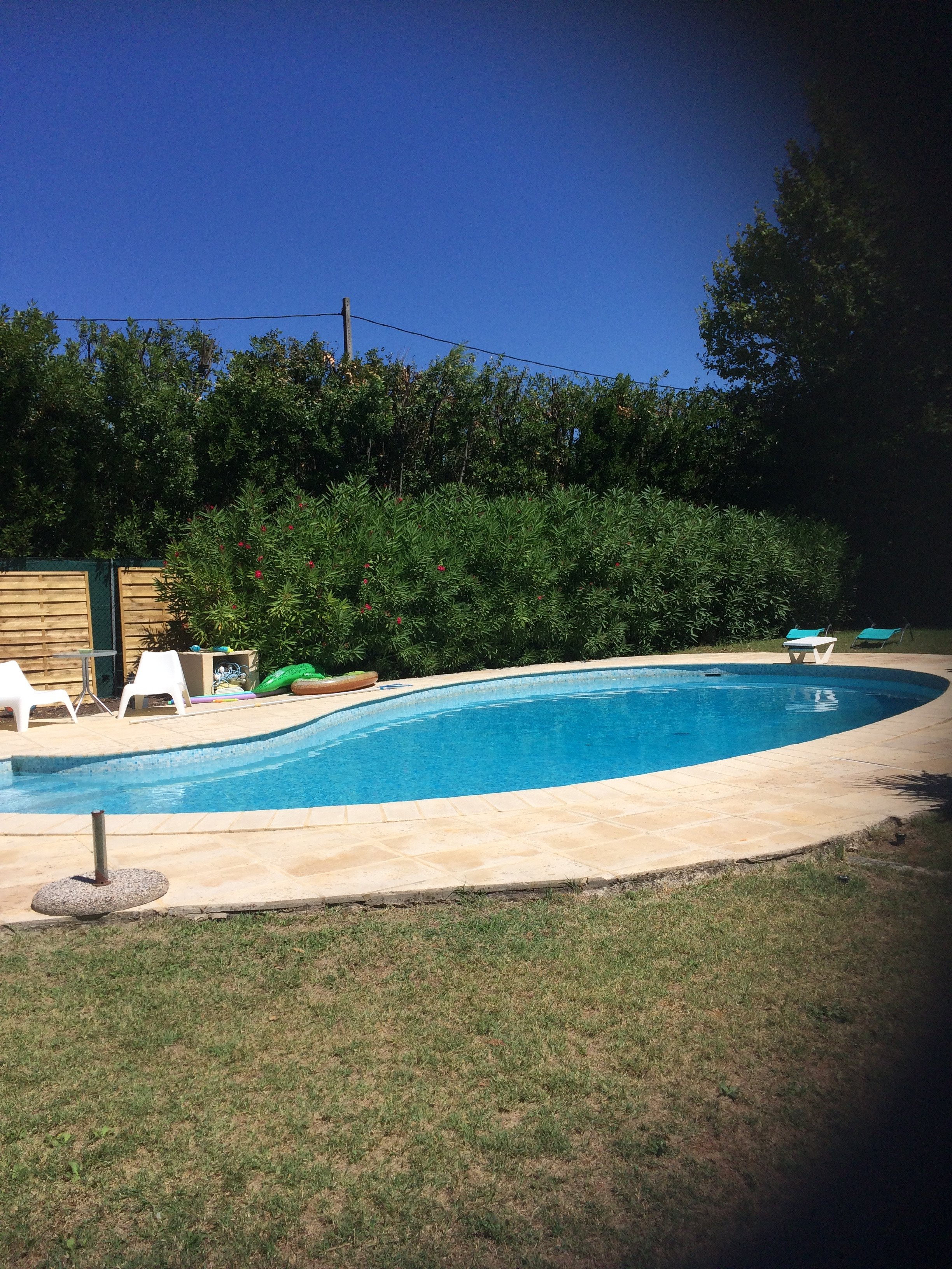 Le Clos Saint Pierre de Fraisse-泳池