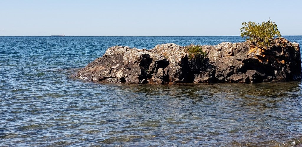 The trail to Copper Harbor-汉考克必去景点