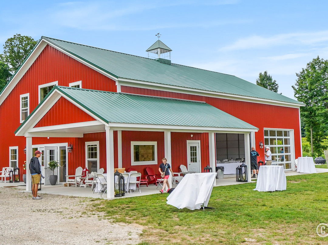 Pleasant Valley Farm and Vineyard景点图片