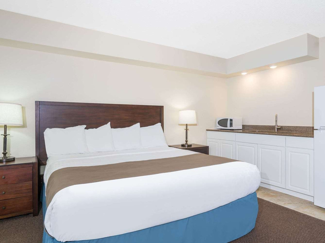 Days Inn & Suites by Wyndham Baxter Brainerd Area主图