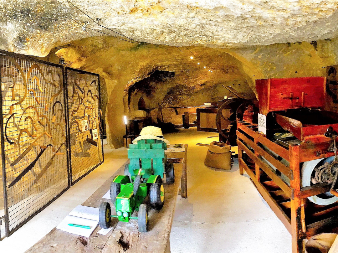La Maison Troglodyte-Saint-Pierre-de-Maille必去景点