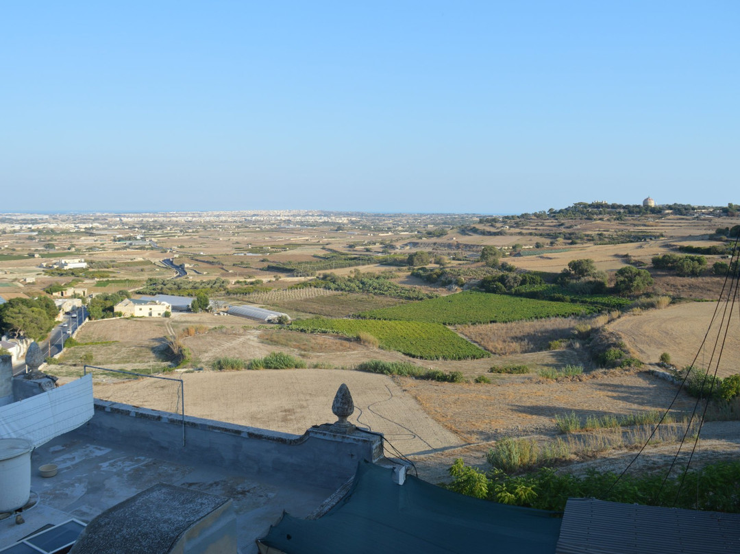 Point De Vue Guesthouse And Restaurants主图