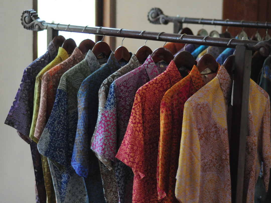 Batik Aksen Tropis景点图片