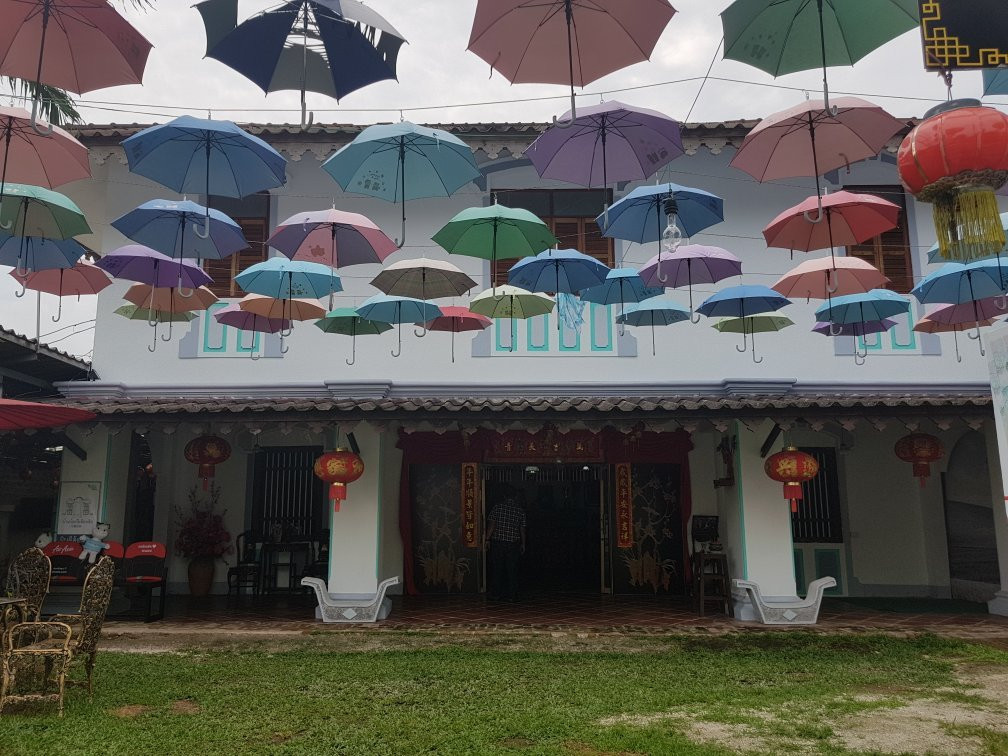 Baan Roi Pee Tian Shi景点图片