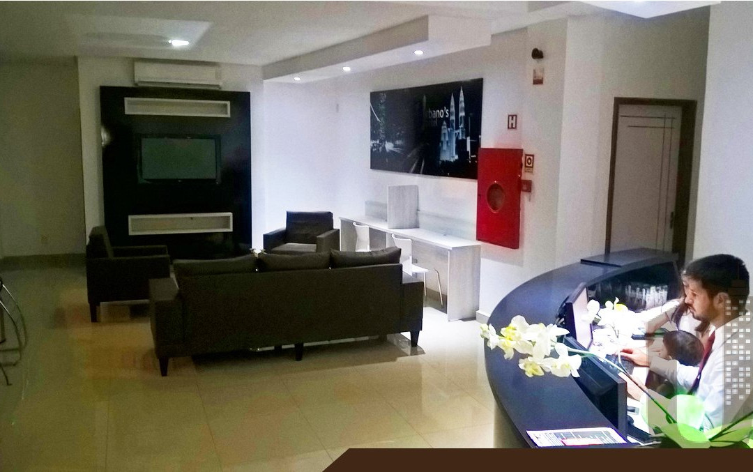 Urbano's Hotel主图