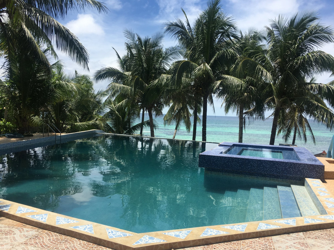 万花海滩度假村主图