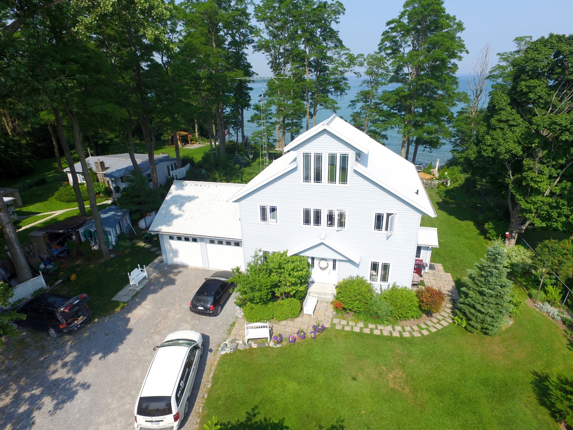 Loughbreeze Bay B&B-浴室