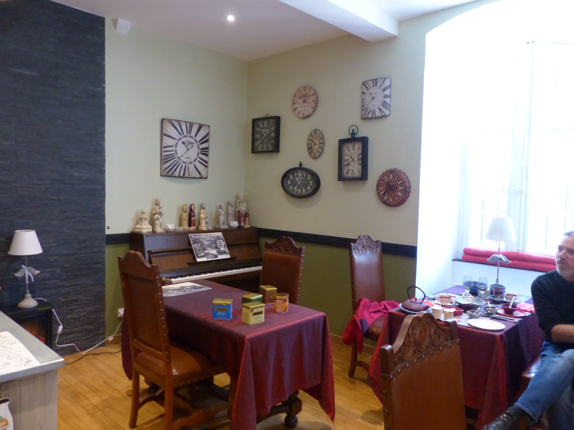 Chambre d'Hotes de l'Ancienne Poste-餐饮
