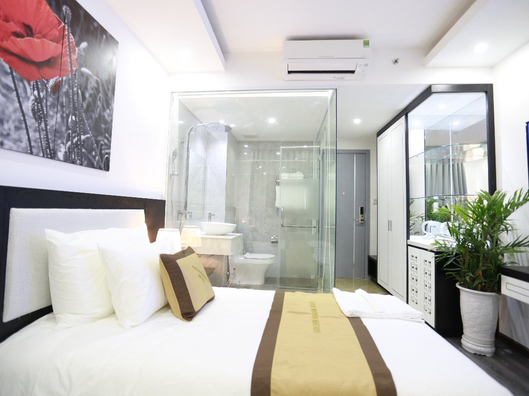 Golden Dragon Hotel主图