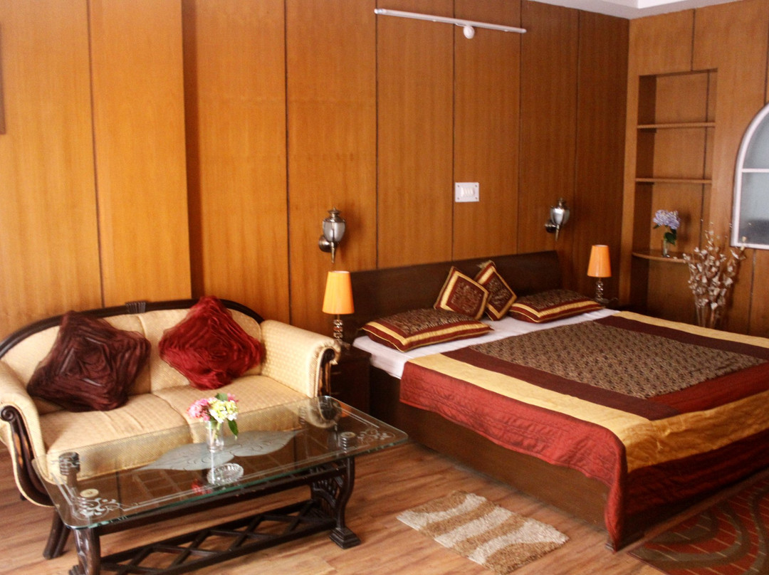 Hotel Himshikhar主图