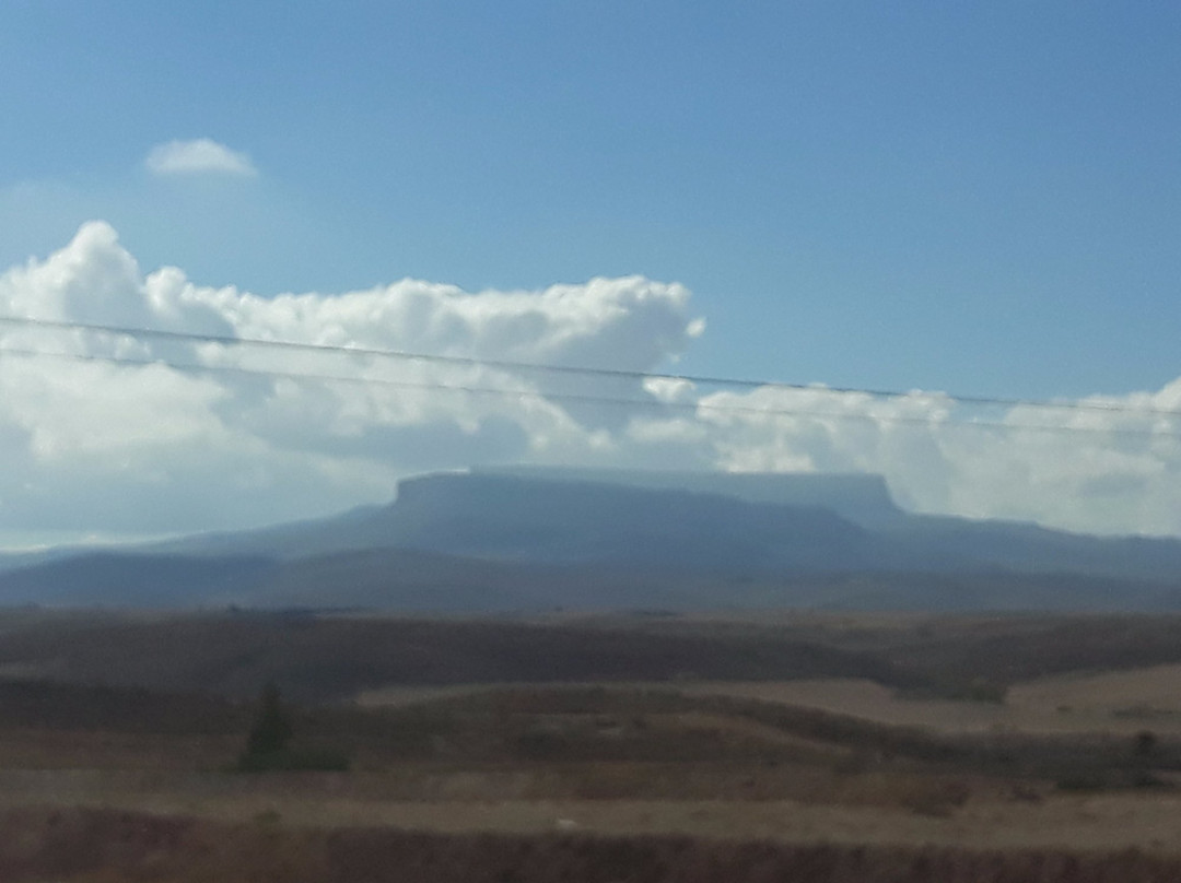 Table Jugurtha-Kalaat Senan必去景点