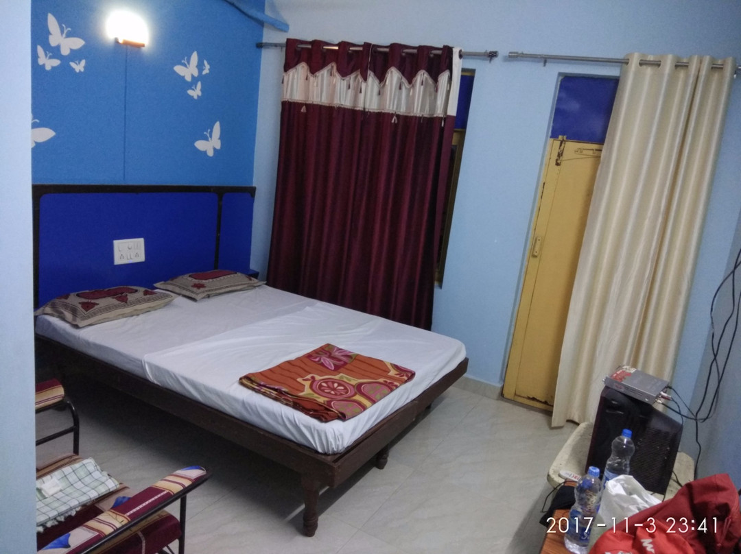 OYO 6302 Hotel Shivtara主图