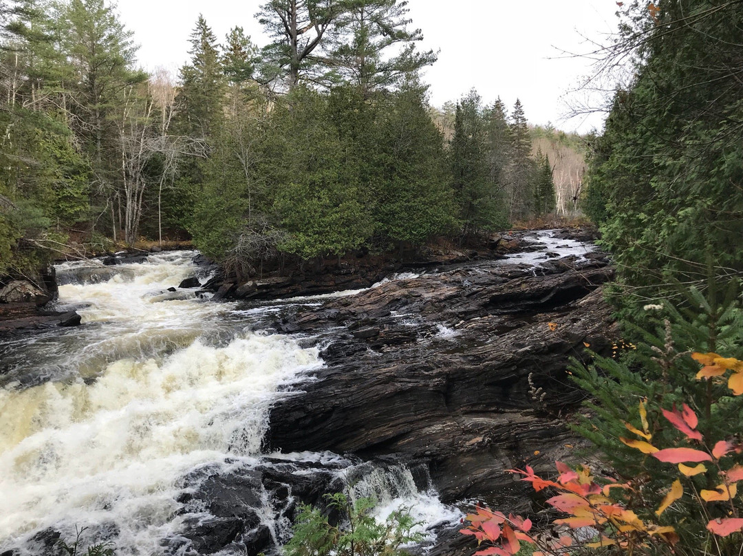 Egan Chutes Provincial Park-班克罗夫特必去景点