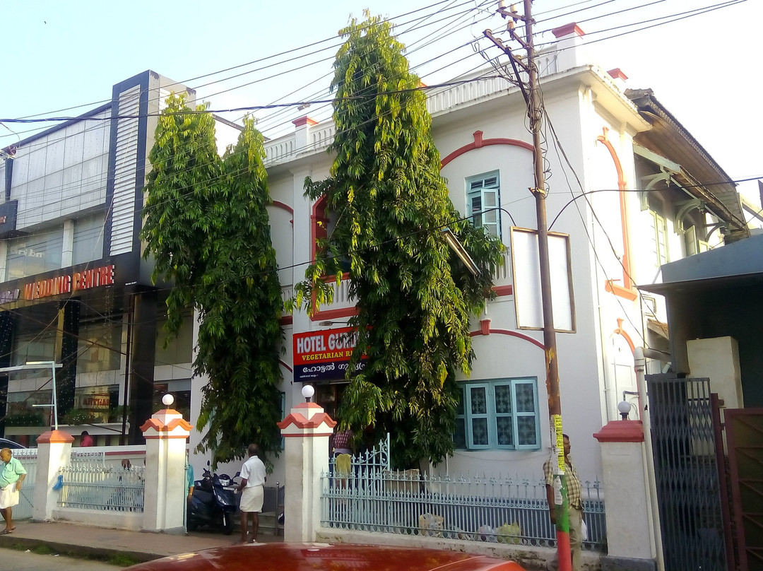 Hotel Restaurant Guru Prasad主图