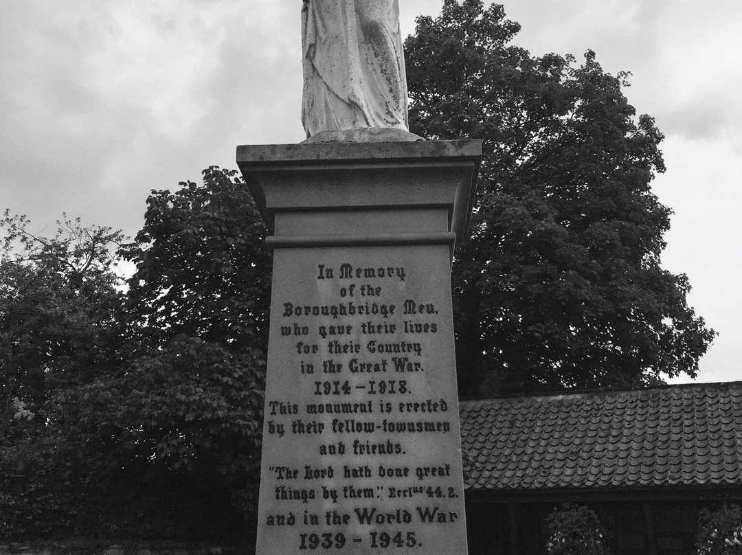 The Boroughbridge War Memorial景点图片