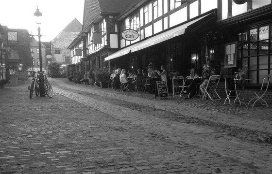 Lion and Lamb Cafe主图