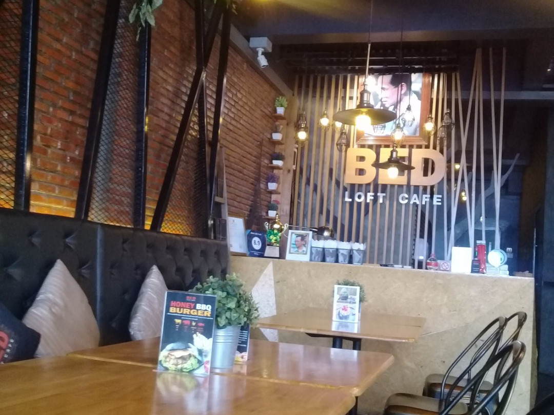 帕运酒店住宿-Bed Loft Cafe