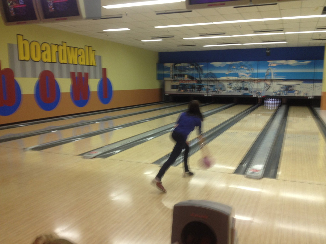 Boardwalk Bowl Entertainment Center-奥兰多必去景点