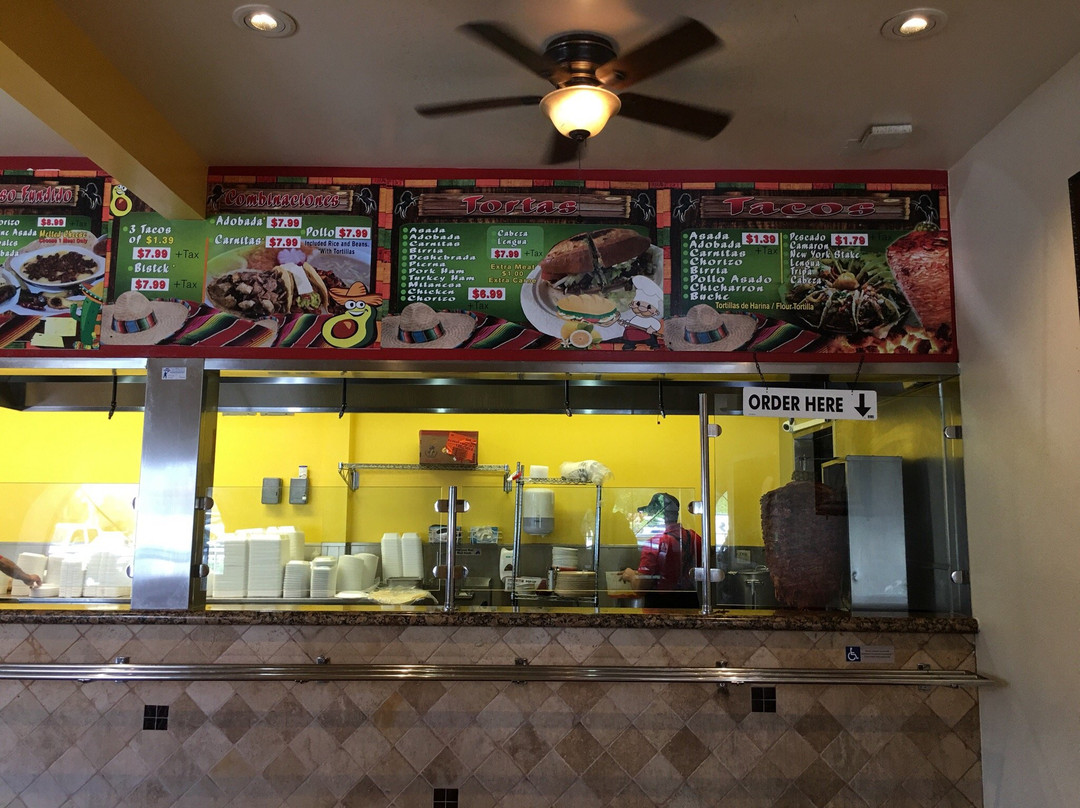 Taqueria 2 Potrillos - Corona