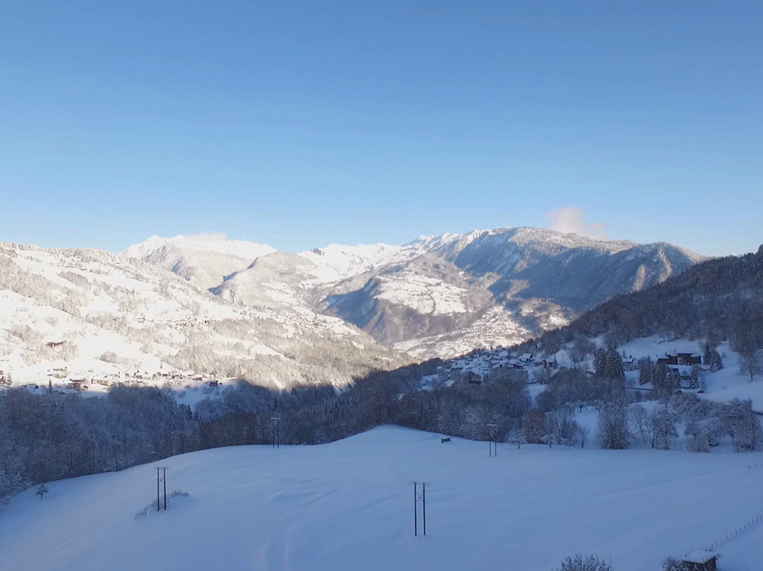 Auberge le Cheval Noir主图