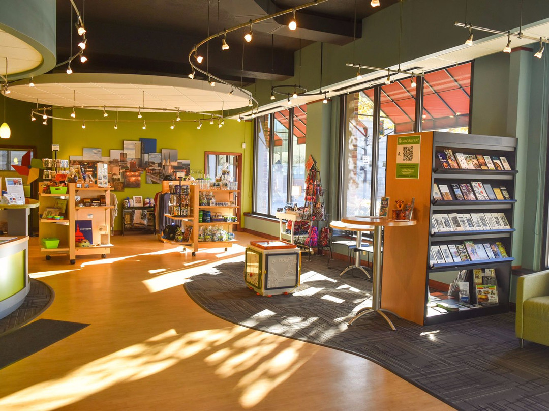 Fort Wayne Visitors Center-韦恩堡必去景点