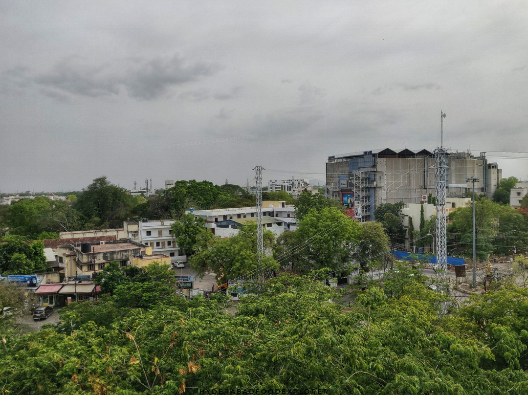 盘迪烟财富酒店主图