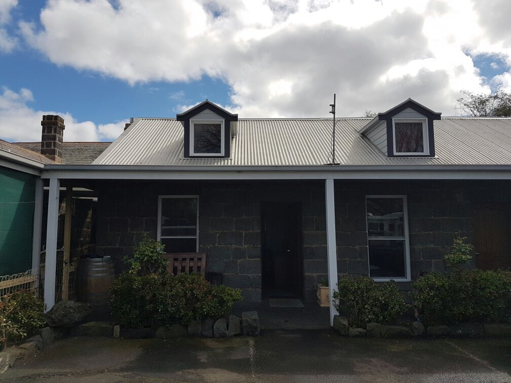 The Stables Motel
