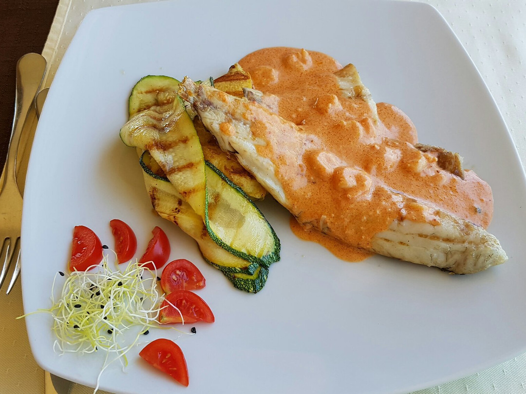 Dvornica餐馆和美食-Prstac Restaurant