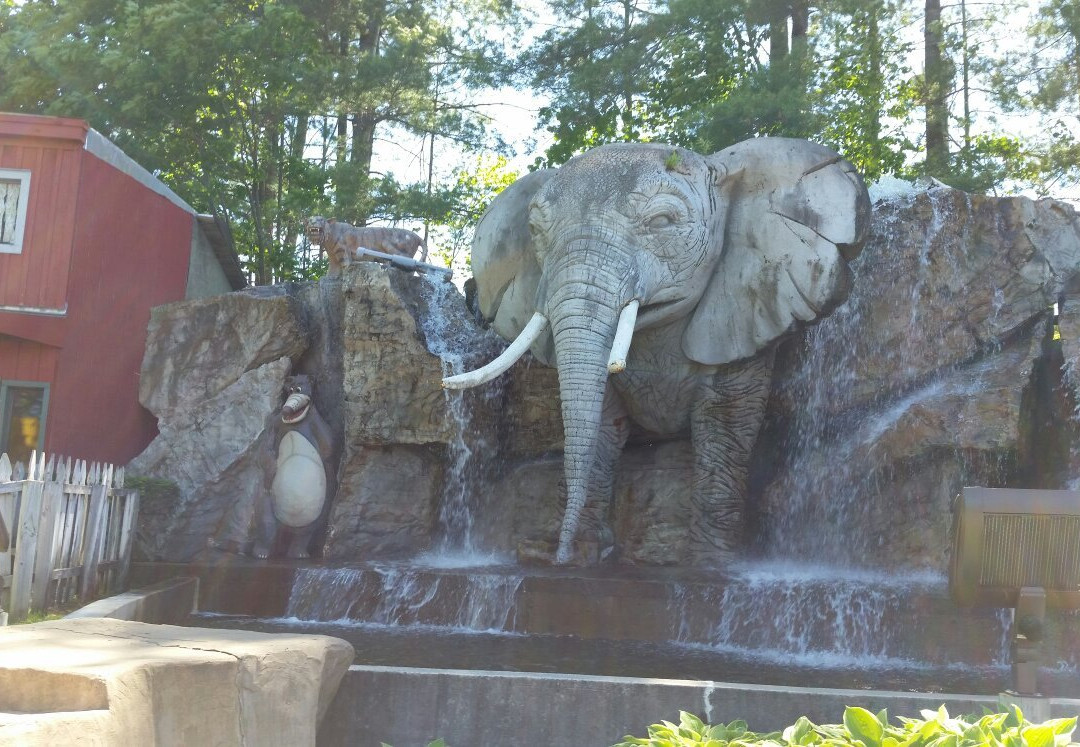 Gooney Golf-乔治湖必去景点