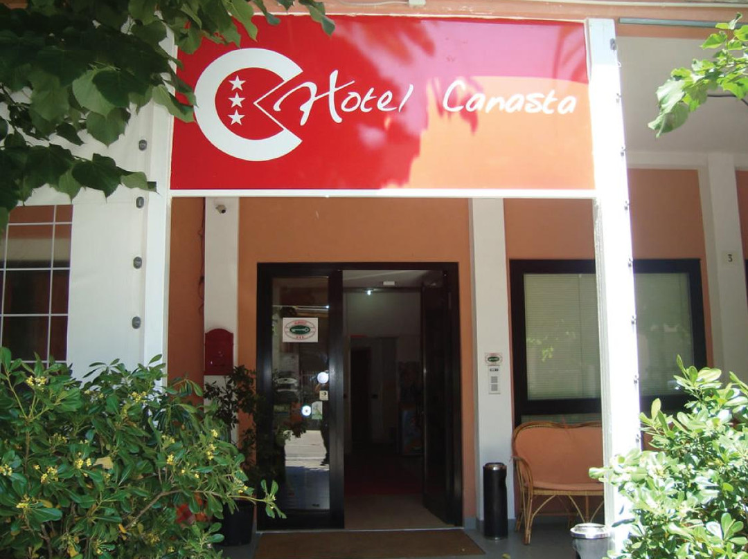 Hotel Canasta