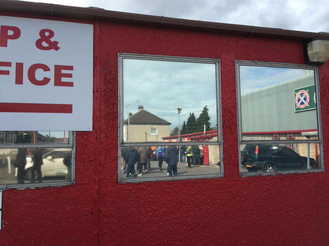 Dagenham & Redbridge Football Club Arena景点图片