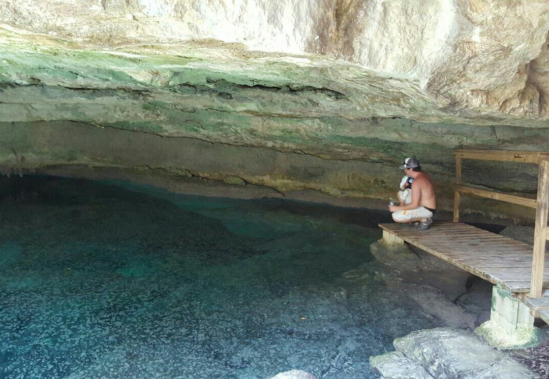 Lucayan Caverns景点图片