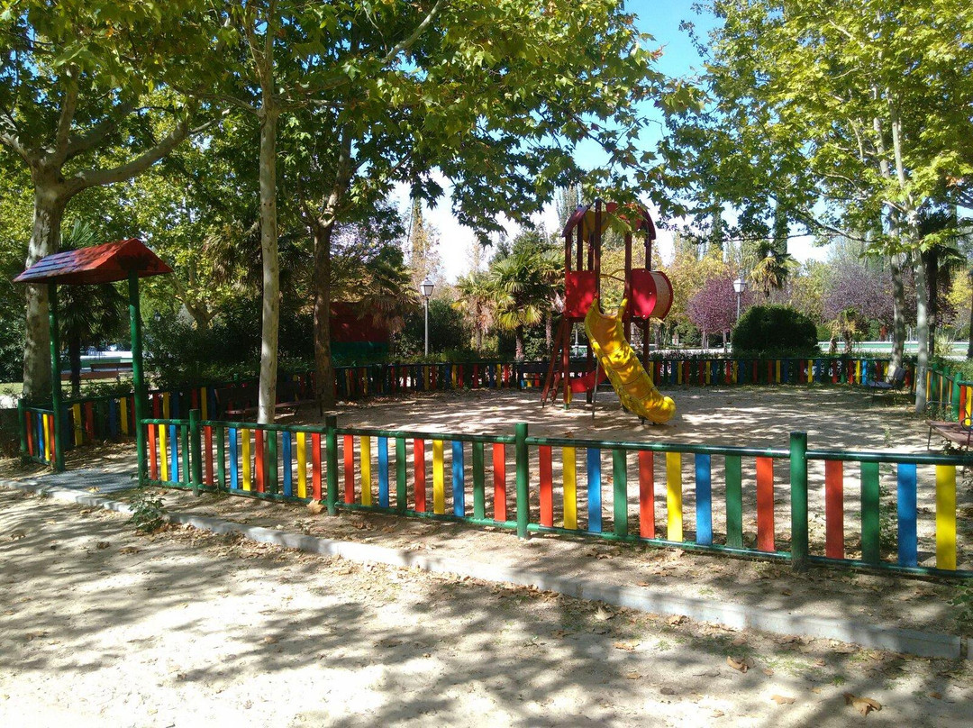 Parque De Los Castillos-艾科坎必去景点