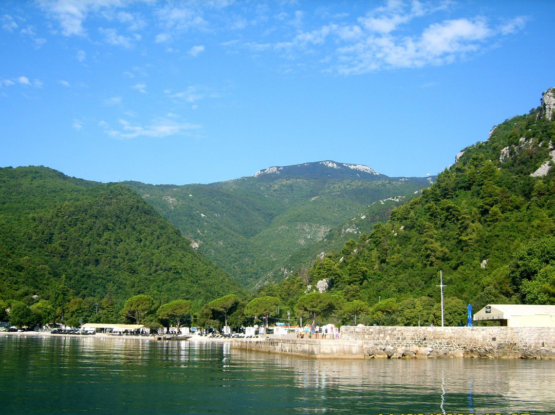 Vrh旅游景点-Caffe Bar Tajana