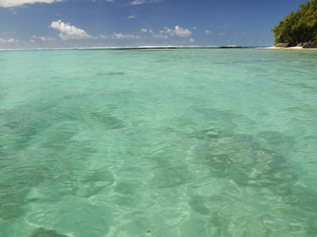 Blue Bay Beach-Pointe d'Esny必去景点
