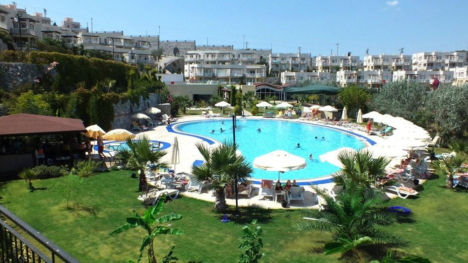 Lakeside Garden Holiday Village