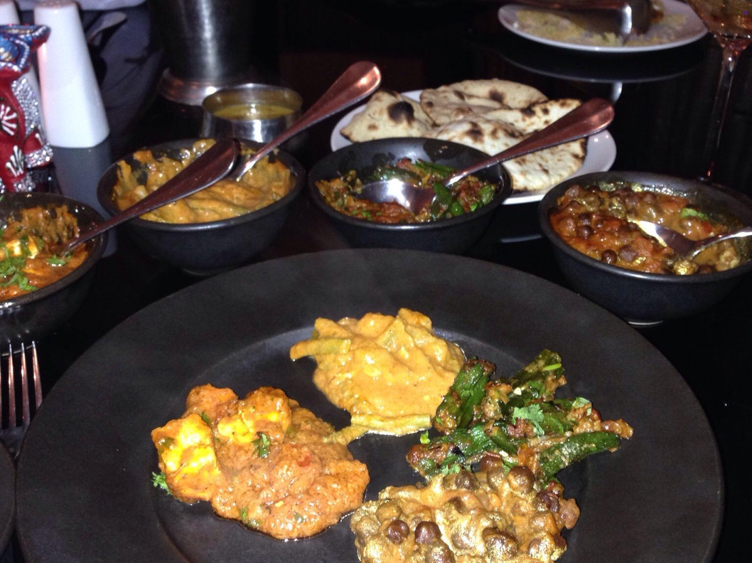 TUSKERS - VEGETARIAN DINING BAR