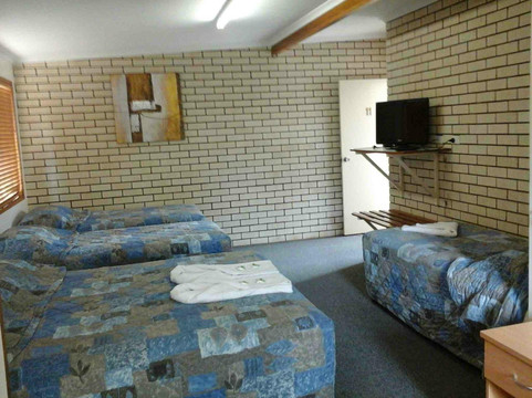 Emerald Tower Motor Inn主图