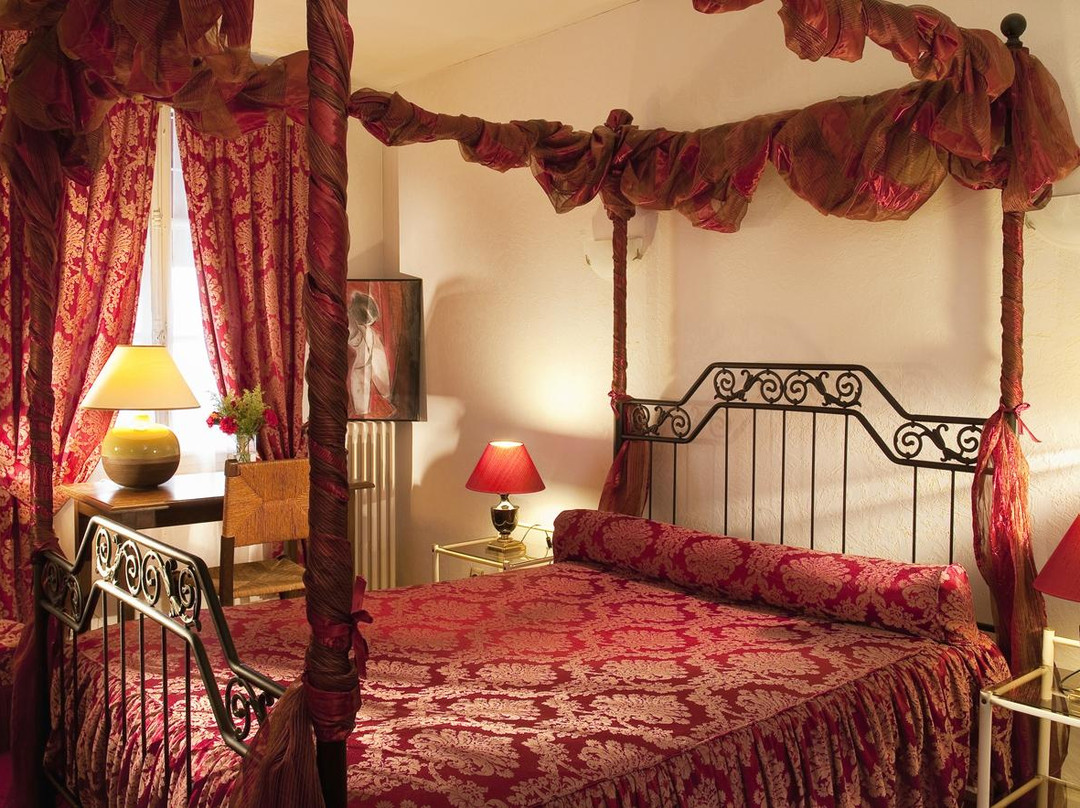 Logis Hostellerie du Grand Sully主图