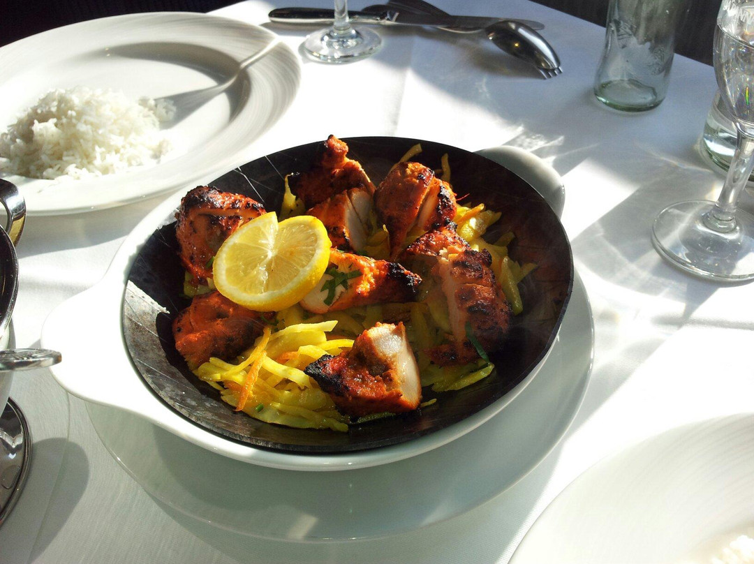 Taj-Tandoori